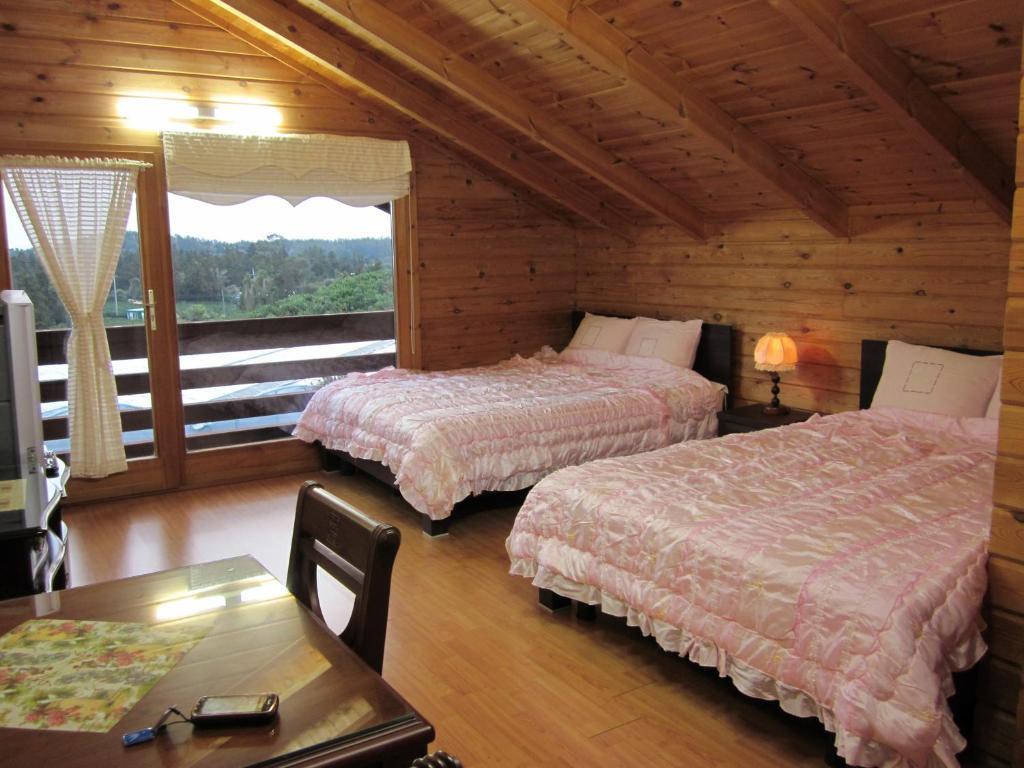 Breakfast At Tiffany'S Pension Seogwipo Zimmer foto
